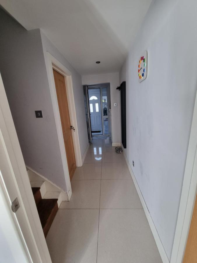 Single Room With En-Suite Shower Room In Zone 1 Londres Exterior foto